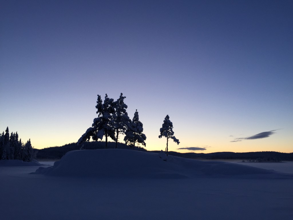 Vi får solnedgang over Katnosa på siste etappen.