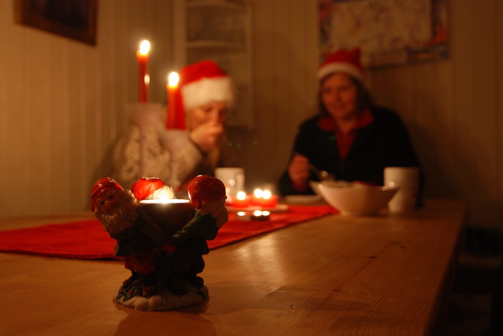 Med rømmegrøt til middag og stillhet i skogen, kan det knapt bli bedre